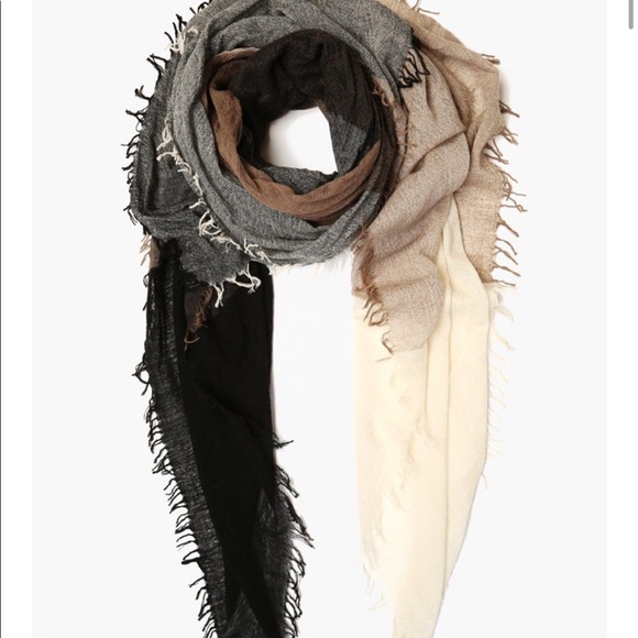 Chan Luu Accessories - 🎉HP🎉Chan Luu Black Mix Color Block Wool Scarf